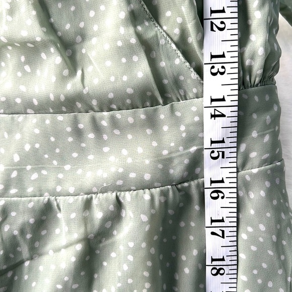 Japna,Sea-Foam,Soft Layers in Sheer Dotted Swiss,Lovely Sleeves, Cross Chest! - Picture 10 of 11